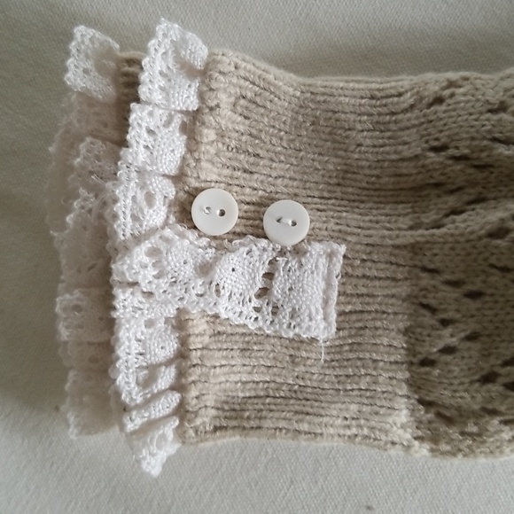 Grace & Lace - Picture 4 of 4